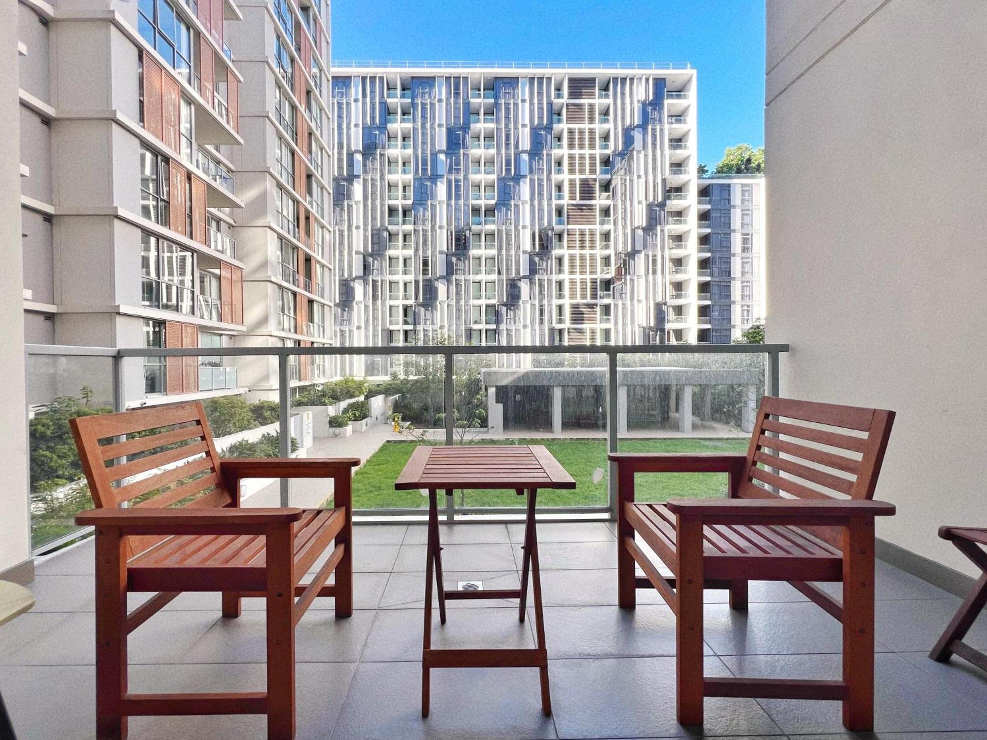 Appartamento Mascot 2br Near Center Shopping Center Train *